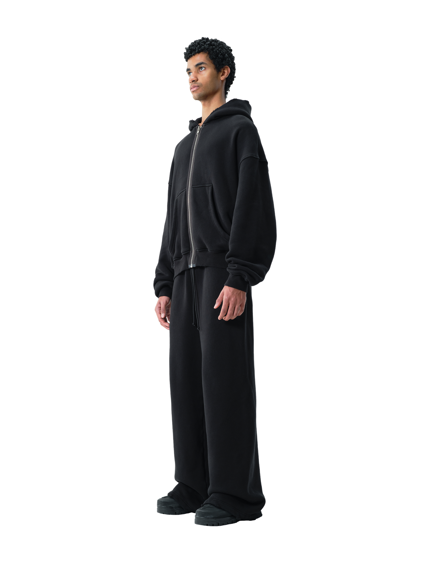 BLACK DISTRESSED ZIP-HOODIE